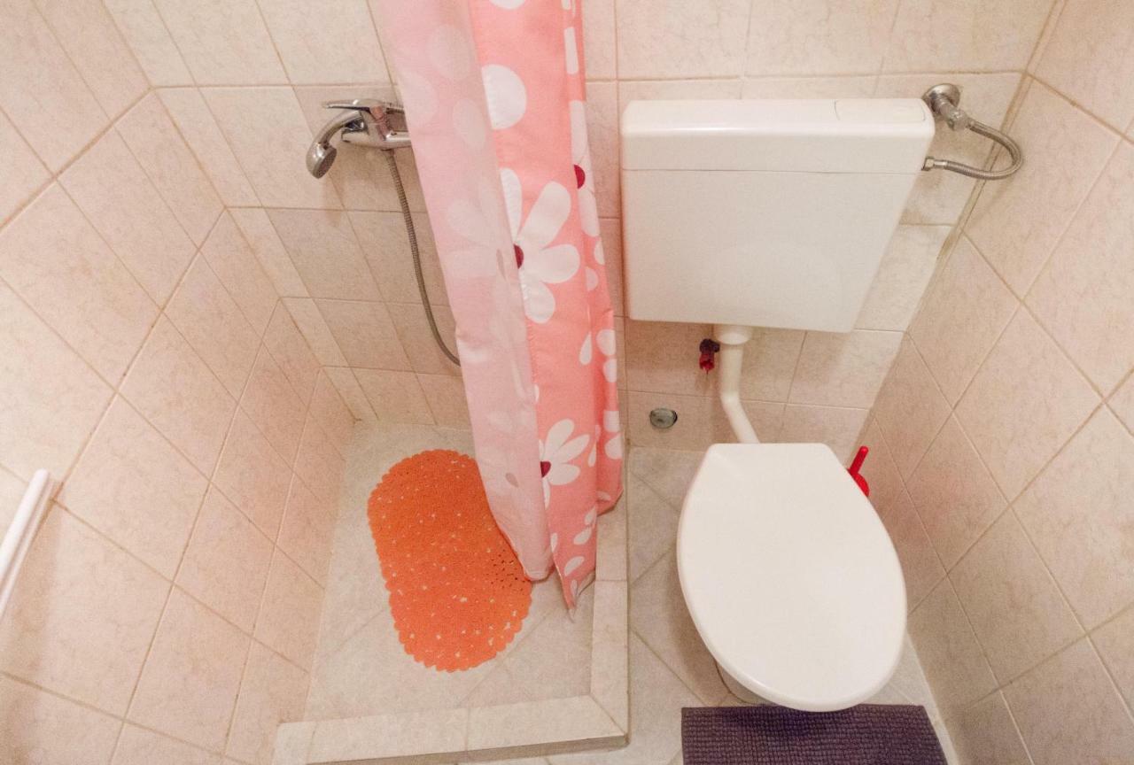 Ferienwohnung Apartman Punta Vilma Pula Exterior foto